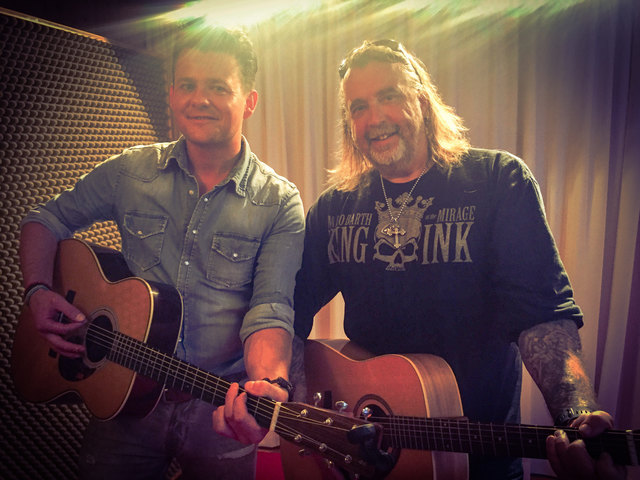 Gernot und Mario (r.) drehen ein Video in Nevada.