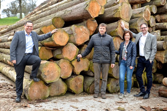 Sägewerk Dopler: Hans Moser, Gerhard Dopler, Petra Schweitzer, Michael Pecherstorfer | Foto: Wolfram Heidenberger