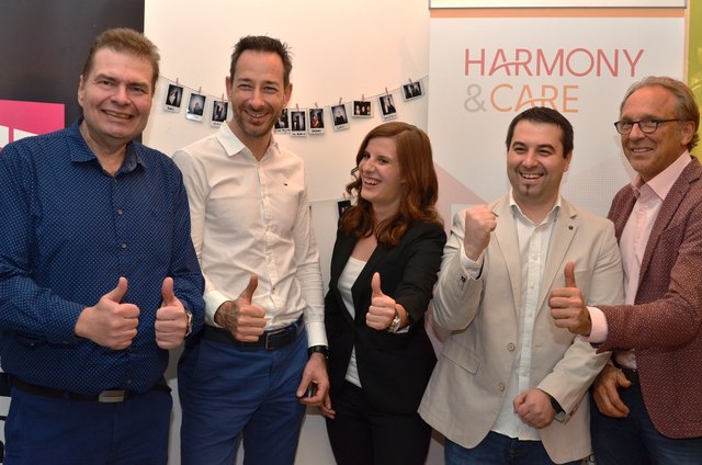 Investoren überzeugt: Herwig Neumann (Gründer Harmony & Care), Stefan Schwarzenbacher (KWF), Anja Silberbauer (Geschäftsführerin Harmony & Care), Nikola Dobric (Gründer Harmony & Care) und Heinz Köstenbauer (Geschäftsführer Köstenbauer Steuerberatung)