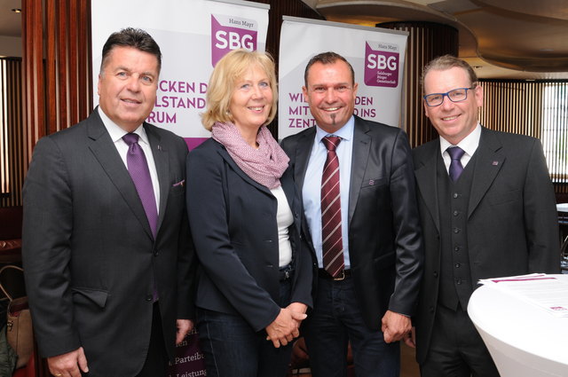 LR Hans Mayr, Lisa Eberharter, Christian Lindtner und Herbert Wallner