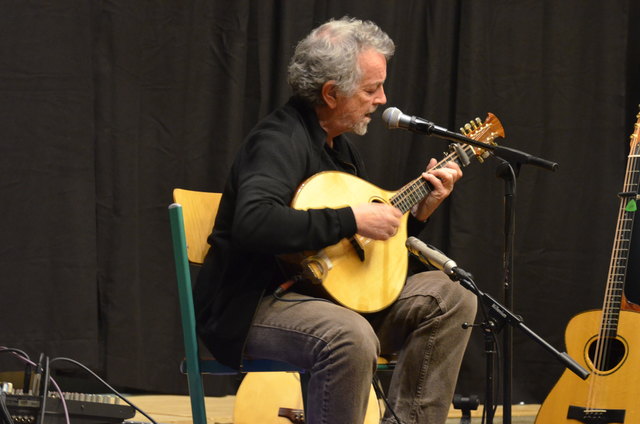 ART MINE - Konzert mit Peter Ratzenbeck und Andy Irvine.