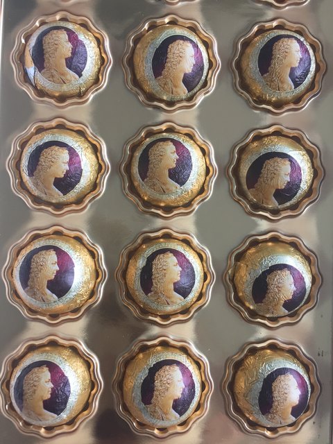 So sieht sie aus: die Maria Theresia-Kugel