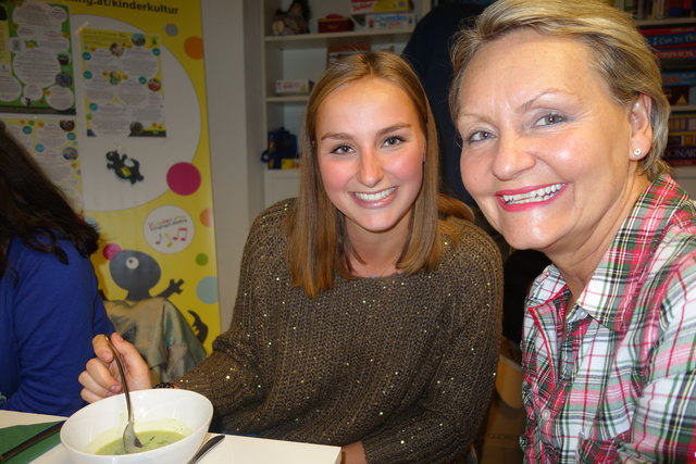 Magie und Julia Ruckelshauser sind gerne bei ausgefallenen Abenden Gäste