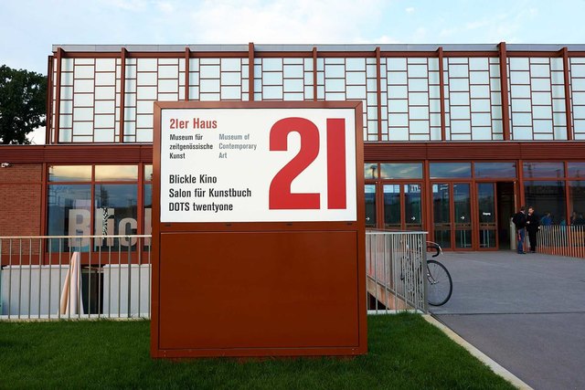 Im 21er Haus können Kinder Kunst aktiv erleben und auch selbst den Pinsel schwingen. | Foto: Sabine Klimpt/Belvedere, Wien