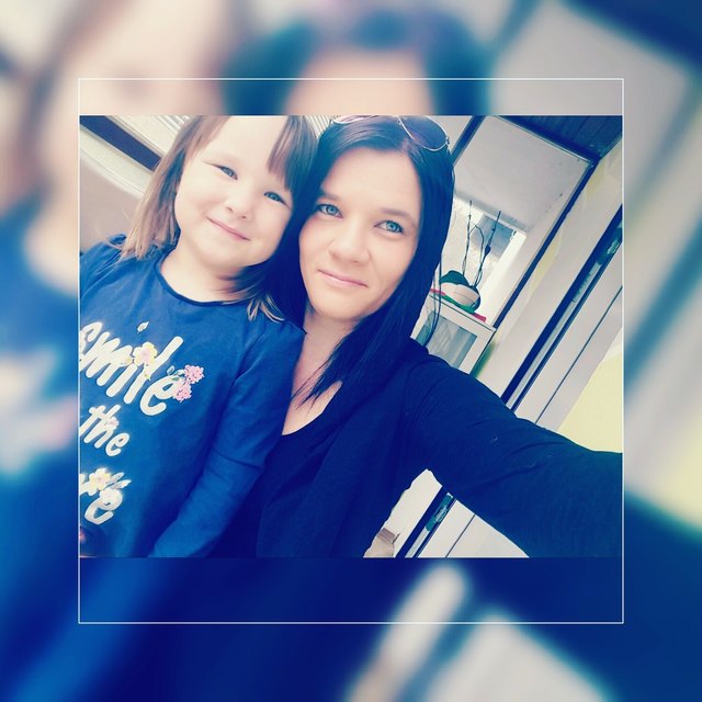 Weil meine Mama einfach die beste ist, und sie für mich ihr Leben geben würde.. ❤