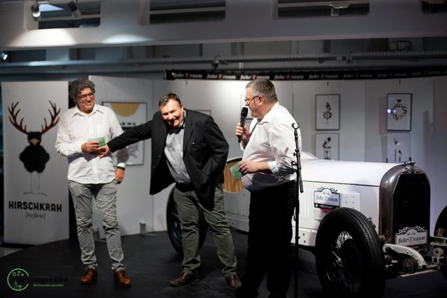 Die 3 Genussgewölbler: Sigi Hellermann, Dipl. Ing. Klaus Lindinger und Peter Schnabl. Der Firmenname ist in Anlehnung an die Leibesfülle der Protagonisten entstanden!