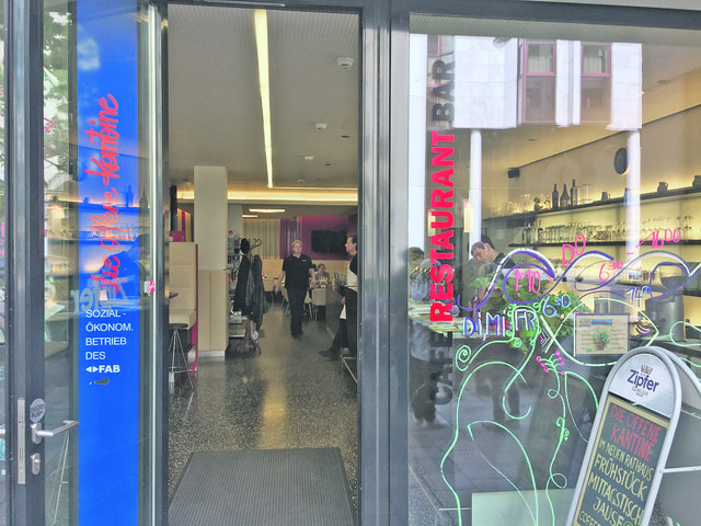 Hier ist nicht nur das Essen gut, das Lokal dient auch einem guten Zweck – Die offenen Kantine im Neuen Rathaus. | Foto: BRS