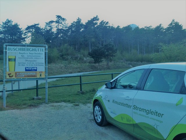 Mit dem Elektroauto zum Buschberg: bei der Abfahrt holt sich die Batterie einen Großteil der verbrauchten Ladung wieder zurück.