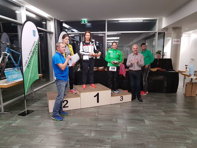 3. Platz von Marion Weidemann im 10km Hauptlauf