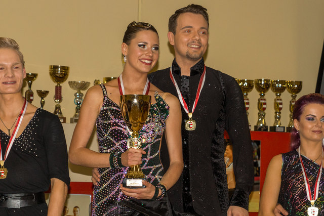 Die Salzburger Landesmeister in den Lateintänzen: Katrin Hinterholzer und Michael Geißler