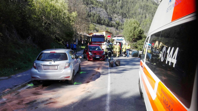 Eine Frontalkollision in Pfunds forderte insgesamt fünf Verletzte. | Foto: ZOOM-Tirol