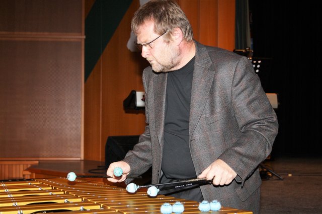 Peter Wirth kennt man als Percussionist. Jetzt zeigt der Musikschullehrer seine Fotokunst in Gratkorn.