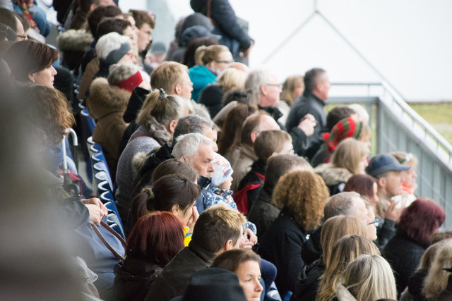 'Volles Haus' in der Moser Medical Arena