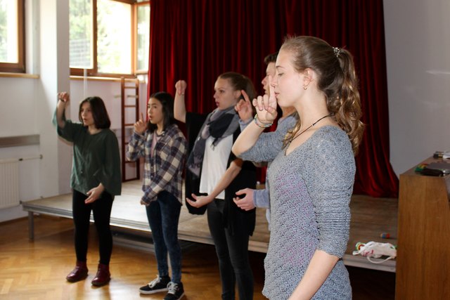 Volle Konzentration beim Einsingen