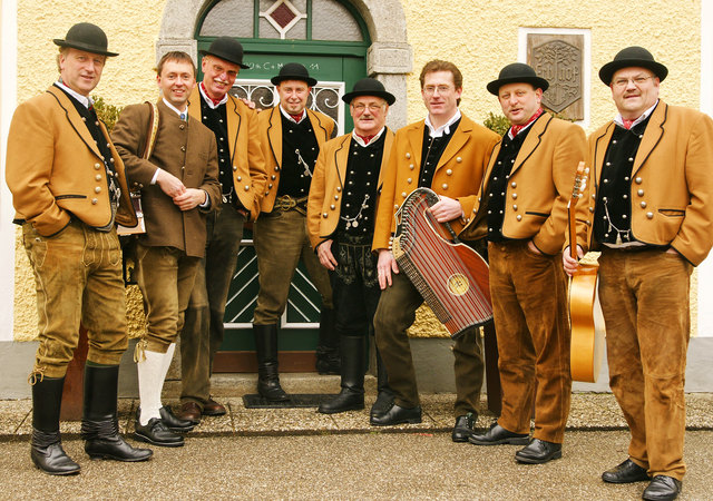 Gstanzl und Tanzl Thema auf meinbezirk.at