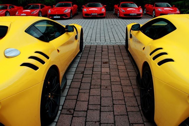 Viele Ferraris in verschiedensten Farben gibt's am 20. Mai in Ellmau zu bestaunen. | Foto: van Dyk