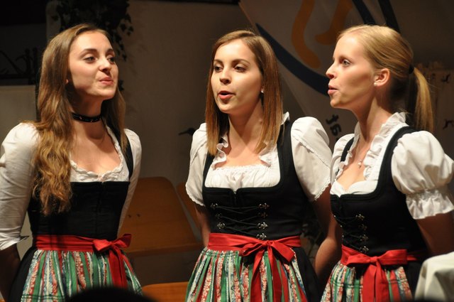 Chor der Landjugend Saalfelden mit Maria Egger, Johanna Egger, Barbara Egger