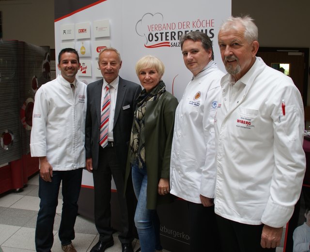 Alex Forbes, Anton Buchmann (Fachvorstand TS Bischofshofen), Regina Nussbaumer (Lehrlingsakademie), Bernhard Frais und Alois Gasser.