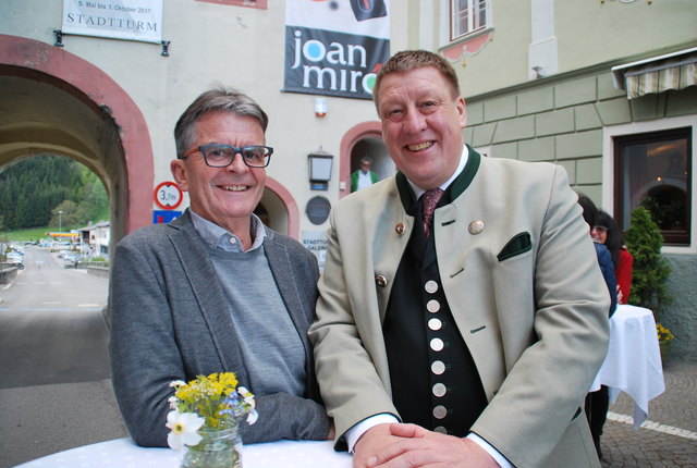 Horst Klampferer und Bürgermeister Josef Jury