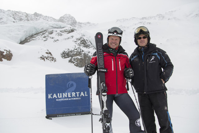 Rückkehr ins Kaunertal: Marc Girardelli (li.) gemeinsam mit Franz Wackernell, Betriebsleiter der Kaunertaler Gletscherbahnen. | Foto: James North Photography