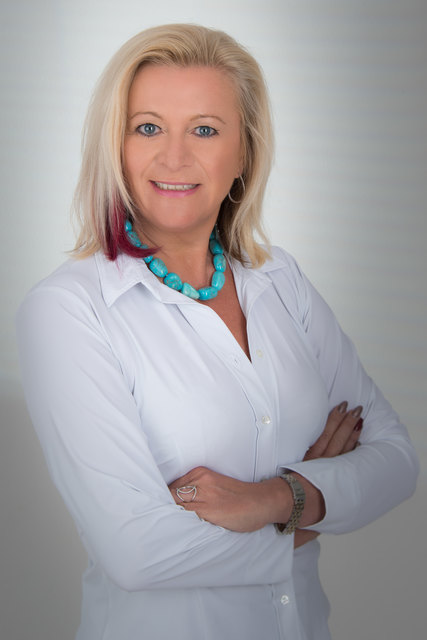 Dagmar Förster forder Unterstützung für Mütter in der Wirtschaft.