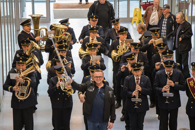 Bgm. Helmut Linhart gab bei der Glasfabriks- und Stadtkapelle Köflach als Stabführer den Takt an. | Foto: KK