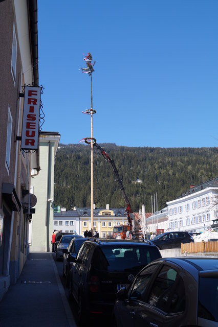 Der Maibaum steht - Stadtplatz Radstadt