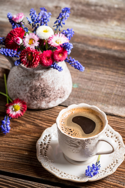 Bei der Muttertagsaktion gibt's für Mamas Kaffee und Kuchen gratis in drei Andorfer Kaffeehäusern und dem Gasthof Bauböck.