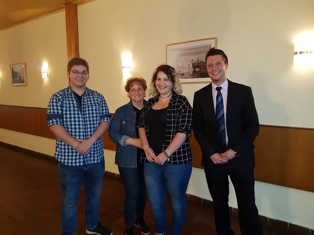 Bei der Gründungsveranstaltung: Daniel Grabensteiner, Ulrike Grabensteiner, OPO Jacqueline Grabensteiner, gf. BPO Herbert Adelmann