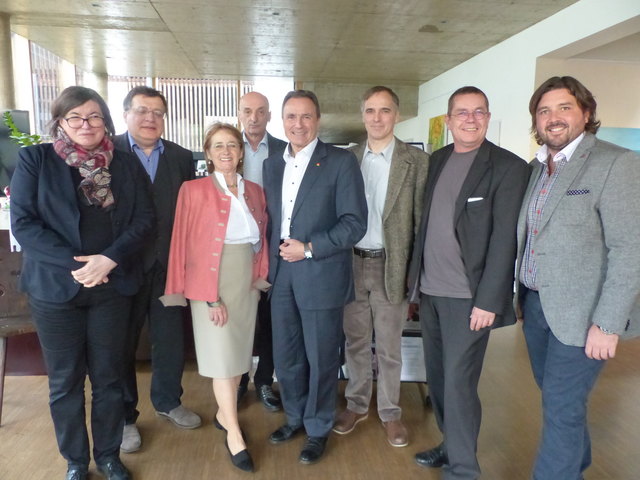 Symposion des Museumsvereines: v. li. Heidemarie Uhl, Gerhard Baumgartner, Edith Schedl, Walter Reiss, Helmut Bieler, Peter Adam, Andreas Lehner, Hans Unger