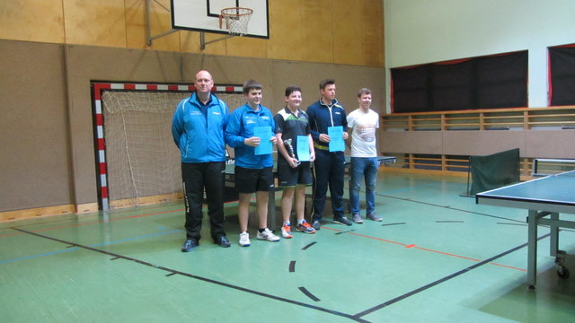 Siegerfoto Gruppe 1: Dr. Balazs Molnar, Michael Seper, Philipp Enz, Rene Zöchbauer und Peter Medlitsch, MSc