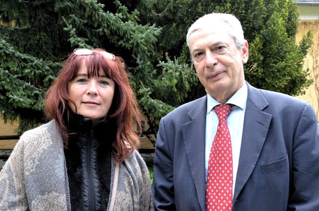 Società-Sekretärin Elisabeth Faller aus Gmünd mit Comte Raimundo Strassaldo