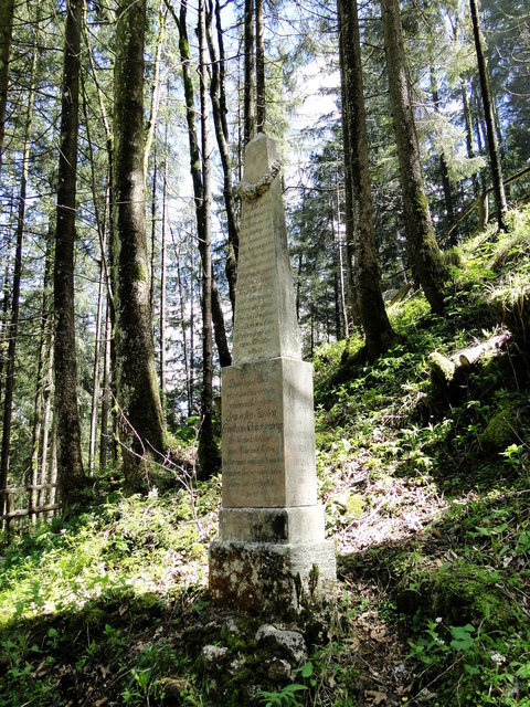 dem edlen Fürsten Ernest von Schwarzenberg 1805 für jeden zugänglich machte
