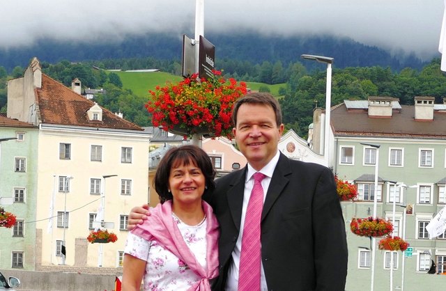 Carsten Hülsdonk mit seiner Frau Grazia (Foto: JZ)