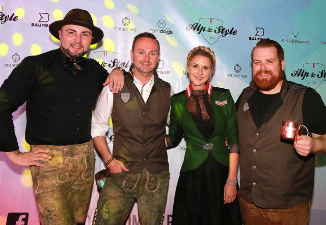 Die Gastgeber: Zlatko Batanovic (TRUST ME , Fashion , Events , Weddings) , Hörbi Hamoser (Baumbar) , Tracy Hauenschild (Mirabell Plummer) , Joshi Brucker (Baumbar).