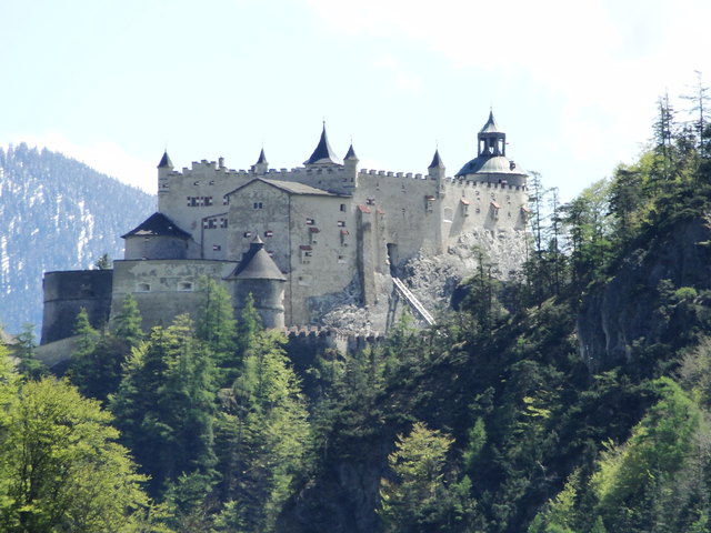 noch ein Blick auf die Erlebnisburg Hohenwerfen