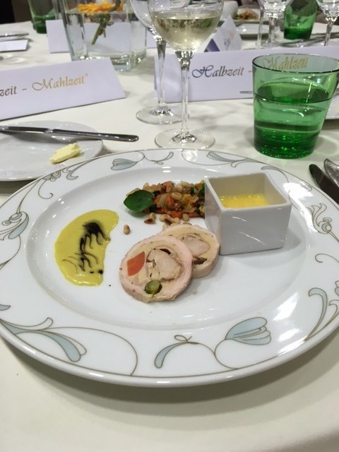 "Halbzeit-Mahlzeit" ein kulinarisches Event des 3. Jahrganges der Tourismusschule Oberwart