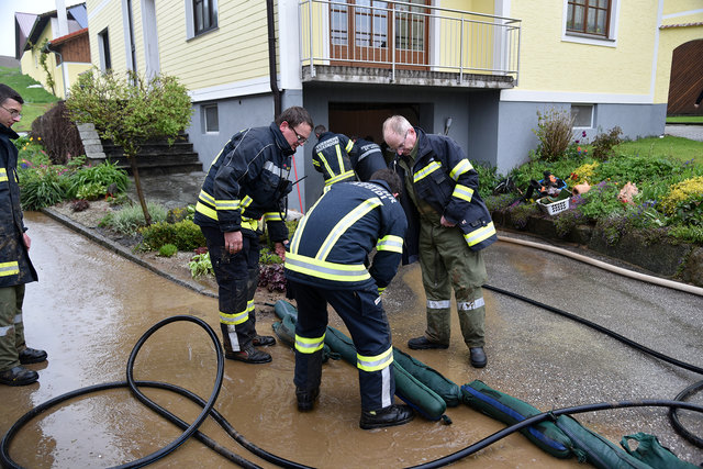 In St. Aegidi – speziell in der Ortschaft Hackendorf – musste die Feuerwehr Keller auspumpen.