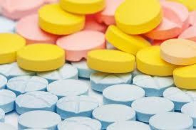 Ecstasy wird gewöhnlich in Tablettenform verkauft.