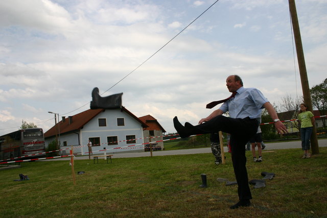 Wo lernt man einen Gummistiefel so zu treten? Natürlich im Waldviertel. Aber wir haben noch mehr kuriose Traditionen! | Foto: Zellinger