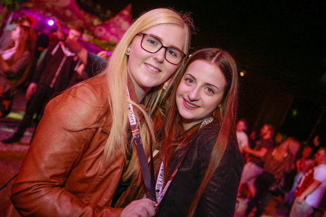 Claudia Falkensteiner und Christina Haberl aus Nussdorf