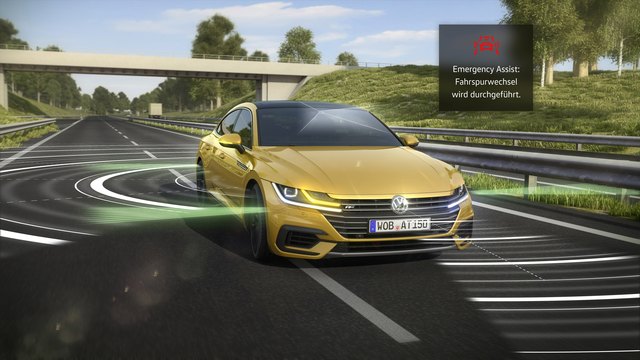 Der neue VW Arteon hat mehr Assistenzsysteme an Bord als je ein Volkswagen zuvor. Bei einem Blackout des Fahrers übernimmt er.