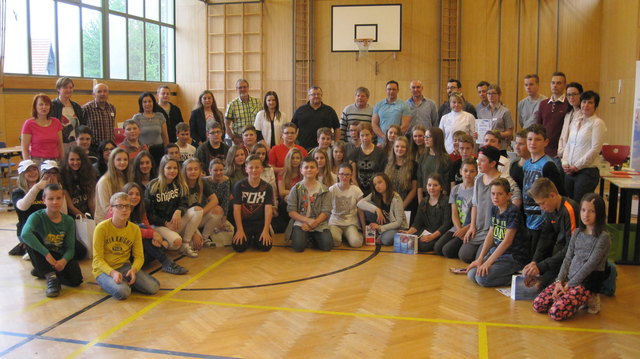 Orientierung für die Karriere: Beim Berufsorientierungslauf bekamen die Schüler der NMS Bad Waltersdorf und der NMS Großsteinbach Einblick in das regionale Angebot.
