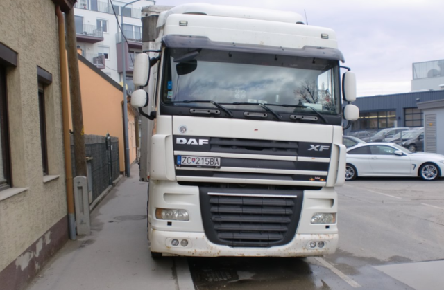 Parken am Gehsteig ist keine Seltenheit | Foto: Privat