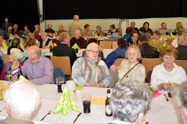 90 Senioren bei der Veranstaltung