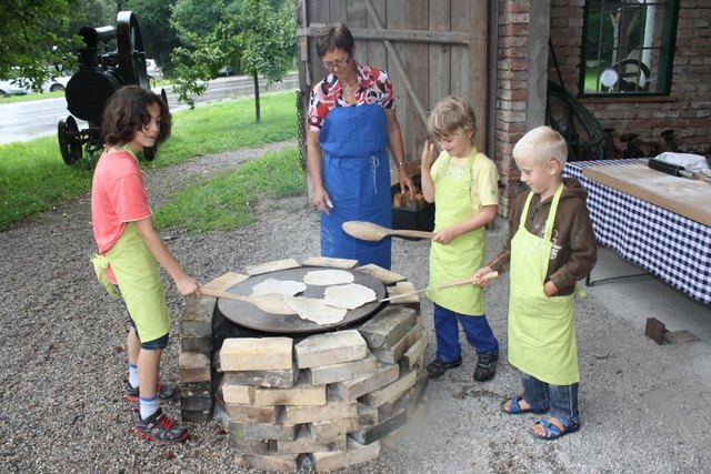 Zeltenbacken in der Furthmühle