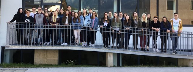 Die Austausschüler aus Rovereto sowie Mezzolombardo mit den Osttiroler Gastgebern.