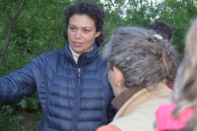 Pflanzenexpertin Nikki Merz führte durch die Anlage.