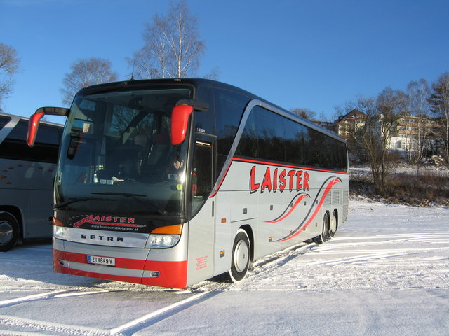 Ob Sommer oder Winter: Mit Bustouristik Laister sind Sie sicher unterwegs.