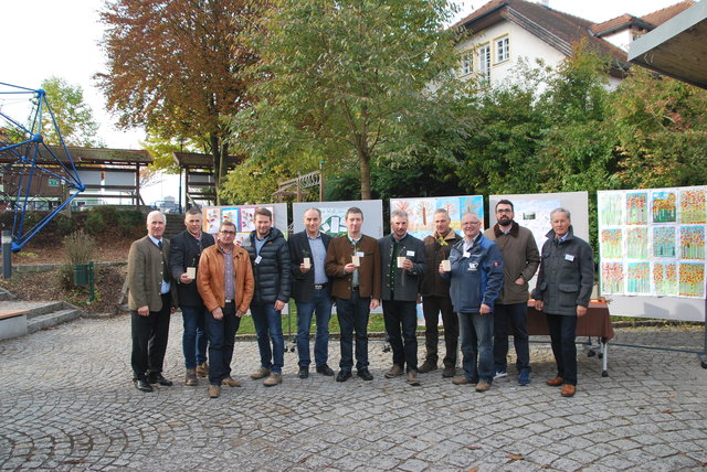 Ein Teil des Kernteams der Arge s'Hoiz. Mitglieder sind herzlich willkommen.
